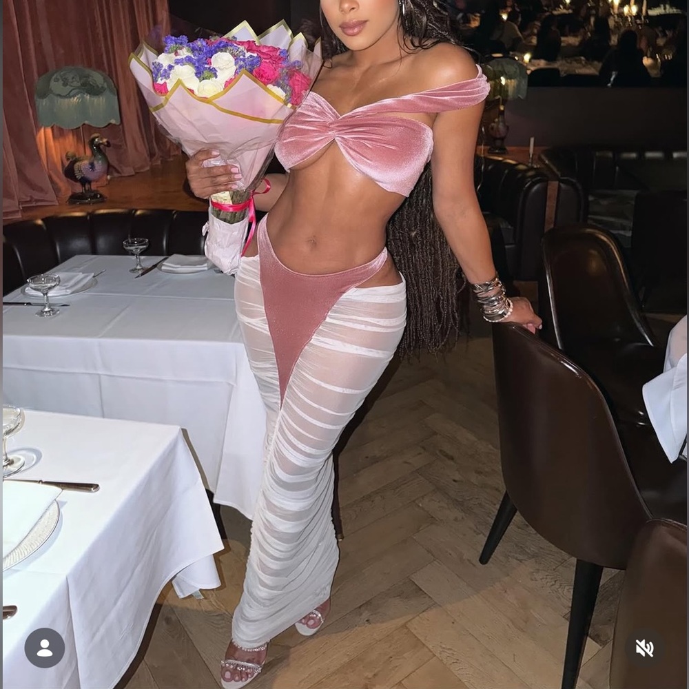 Autty Simone Ms Scorpio Pink and White Two-Piece Set